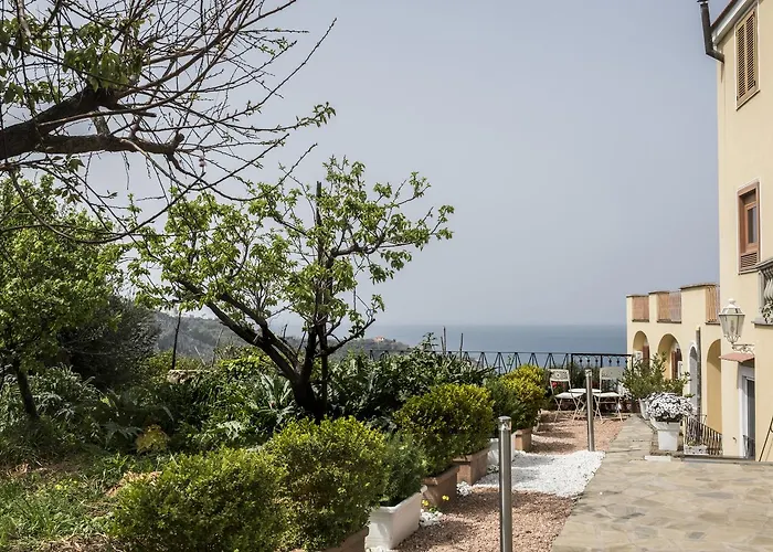 Faraglioni Di Sorrento Guesthouse