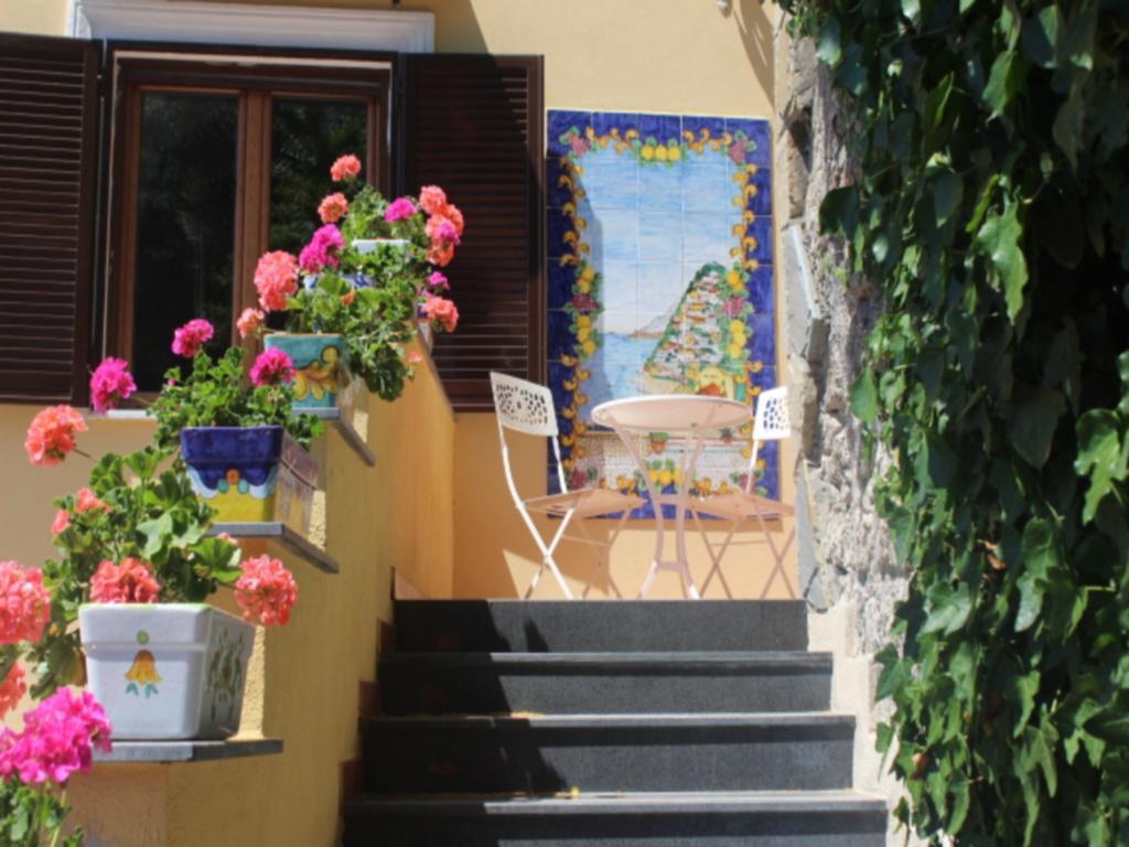 Guest house Faraglioni Di 2*